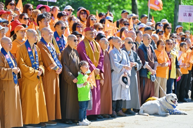 Venerable Masters and participants gather at Cadman Plaza Park
